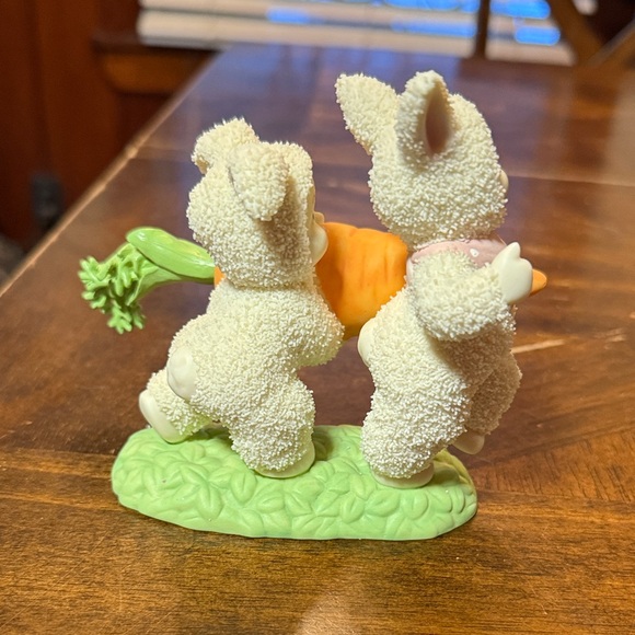 Snowbunnies Dept 56 Enough for 2 w/box in excellent used condition - Picture 4 of 8